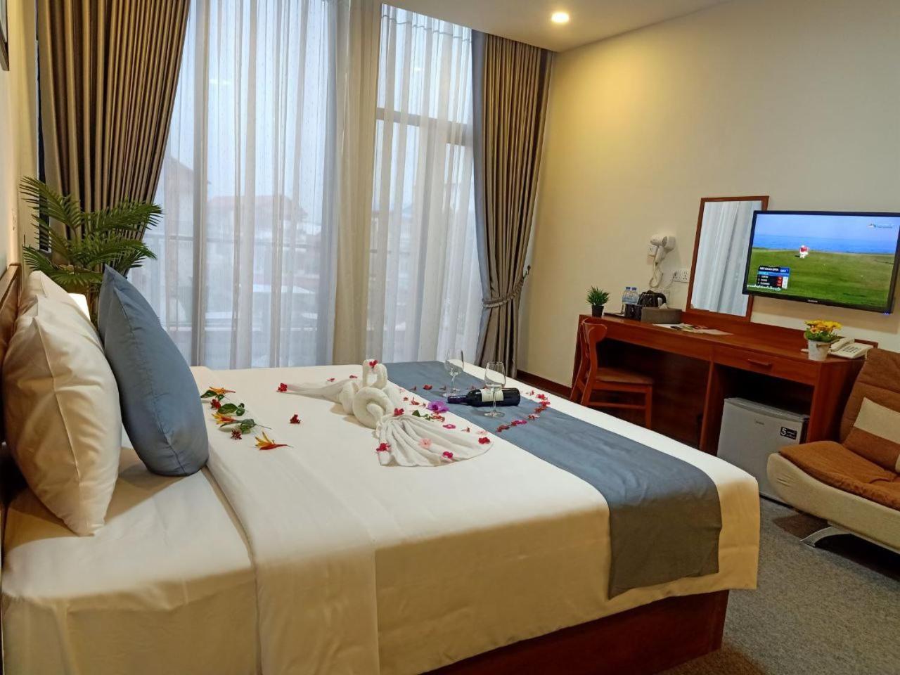 Nimith Hotel & Restaurant Phnom Penh Bagian luar foto